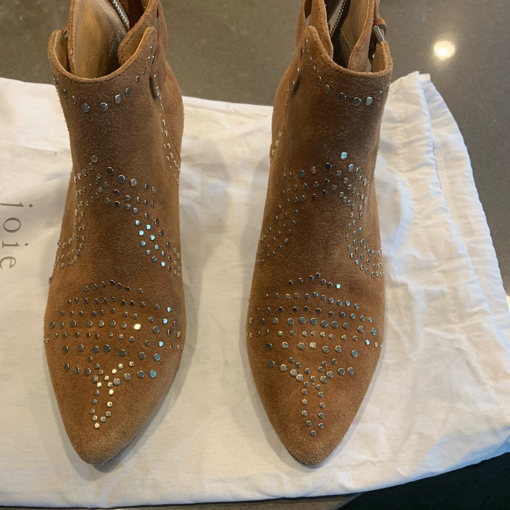 Joie Bickson suede studded booties 6.5